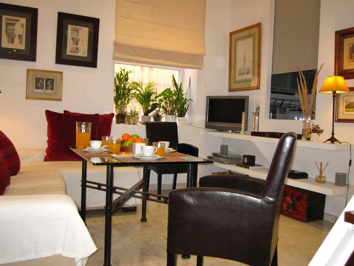 Apartamento En Centro Historico Con Parking Gratis 塞维利亚 外观 照片